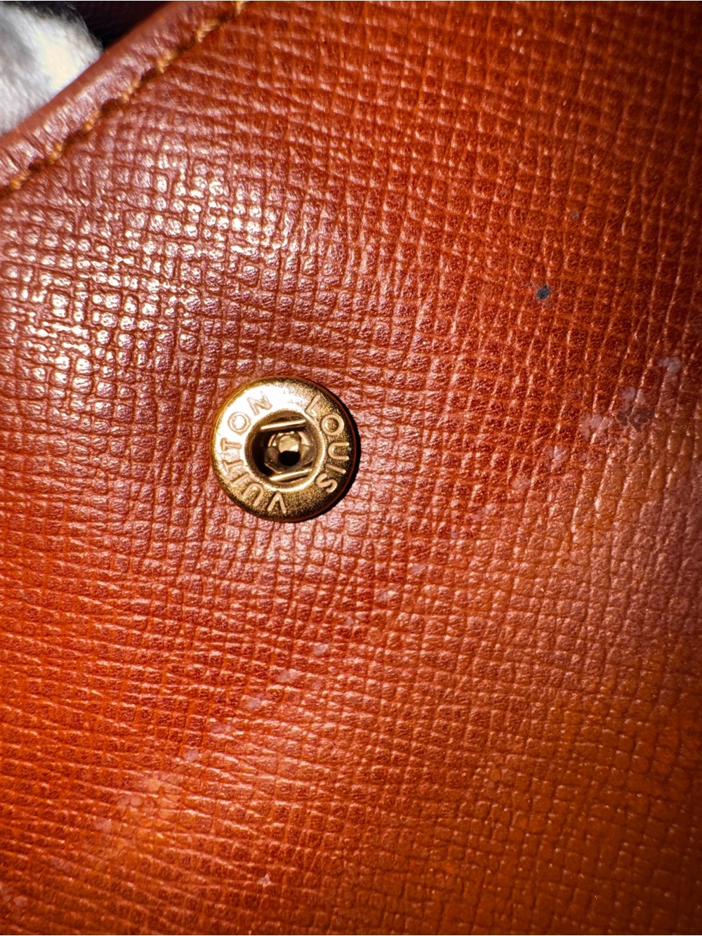 Louis Vuitton's men's monogram canvas bifold wallet, vintage - Picture 12 of 17